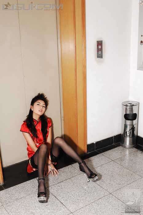 ligui丽柜2008.11.07 电梯到站,丝女挡道 丝丝